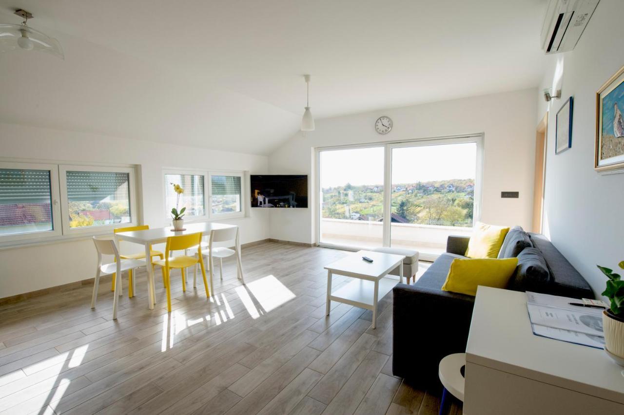 Apartman Grc Appartement Dugo Selo Buitenkant foto