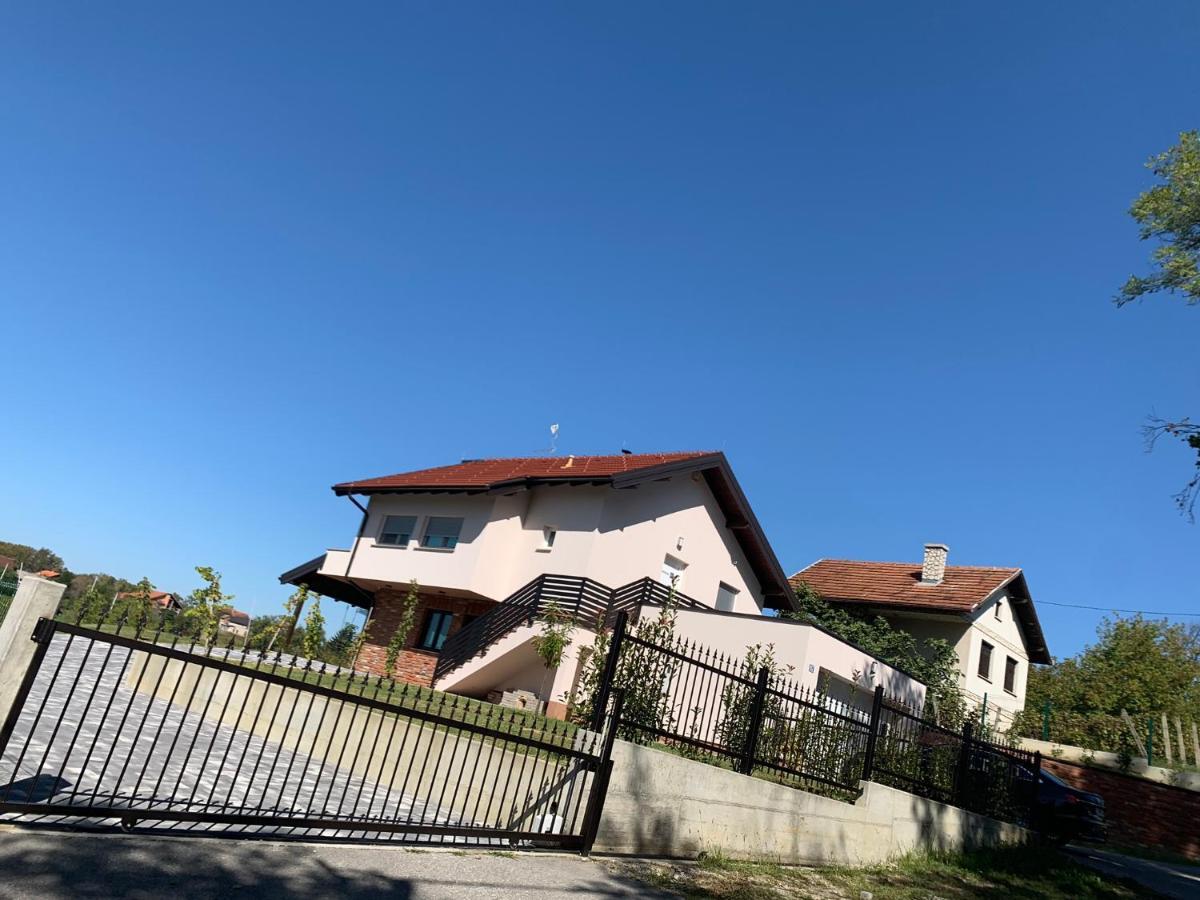 Apartman Grc Appartement Dugo Selo Buitenkant foto